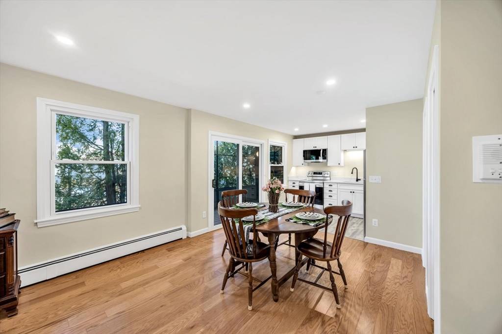 14 Harold St #2B Harwich, MA 02646