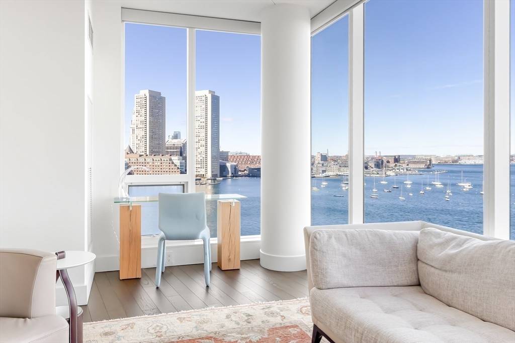 22 Liberty Drive #8F Boston, MA 02210