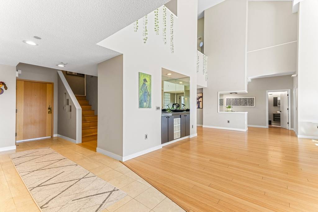 Worcester, MA 01604,65 Lake Avenue #1007