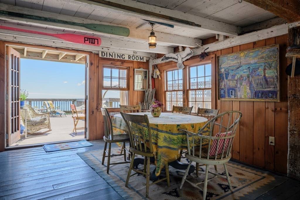 Provincetown, MA 02657,109 Commercial Street