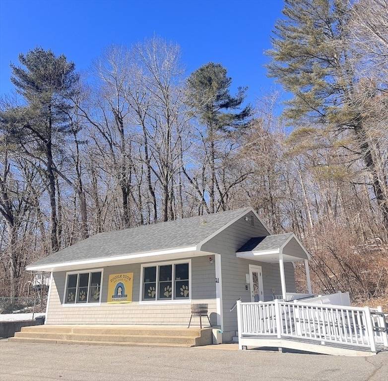 Westford, MA 01886,41 E Prescott St