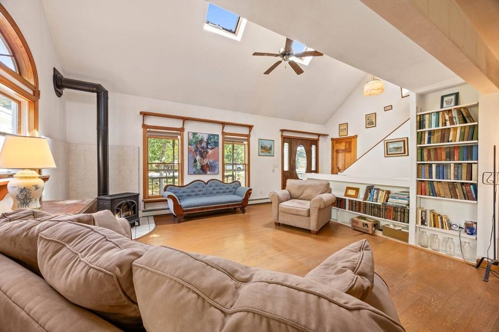 2 Aldrich Rd Truro, MA 02666