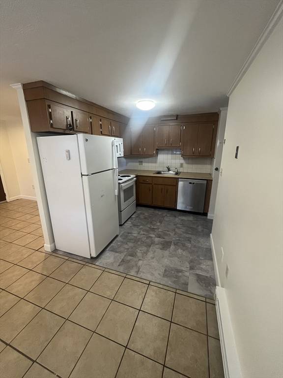 Melrose, MA 02176,51 Lynde #2