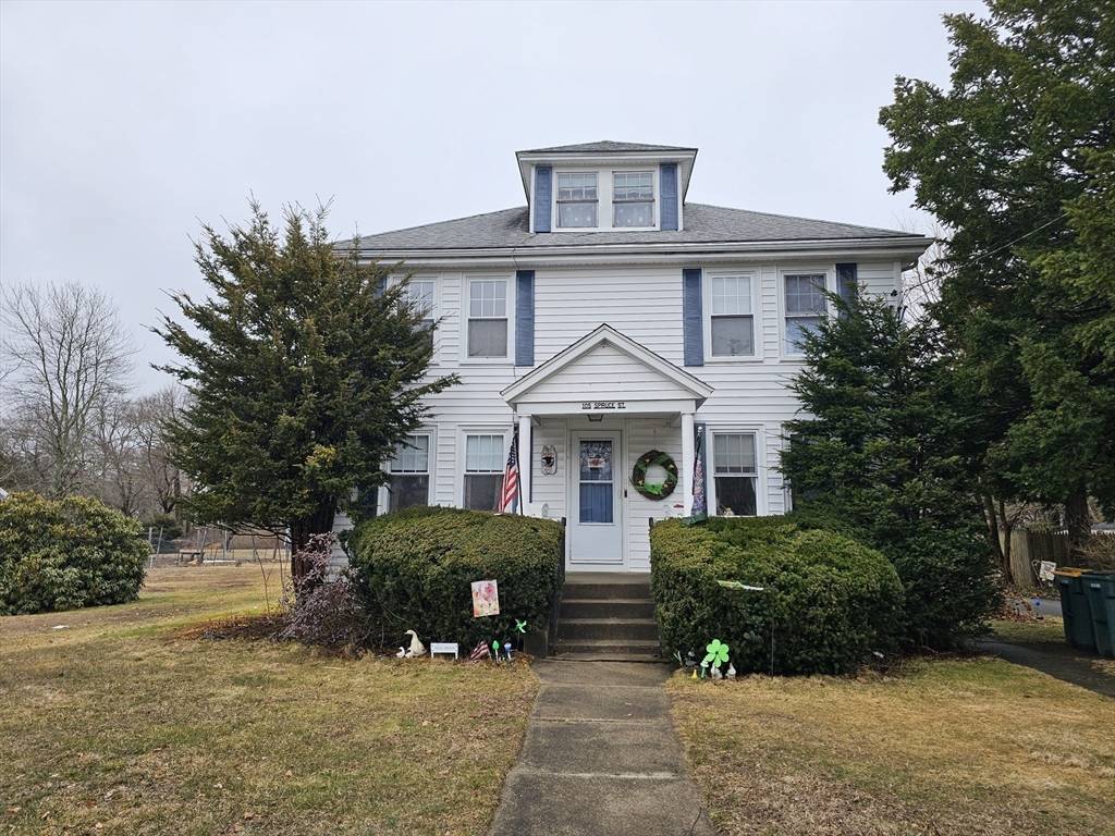 Abington, MA 02351,105 Spruce Street #2