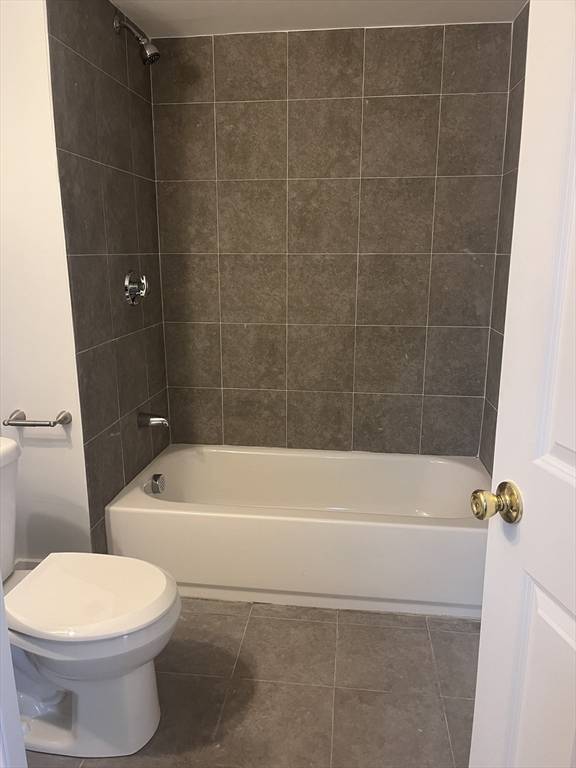 Brockton, MA 02301,17 W Chestnut #1L