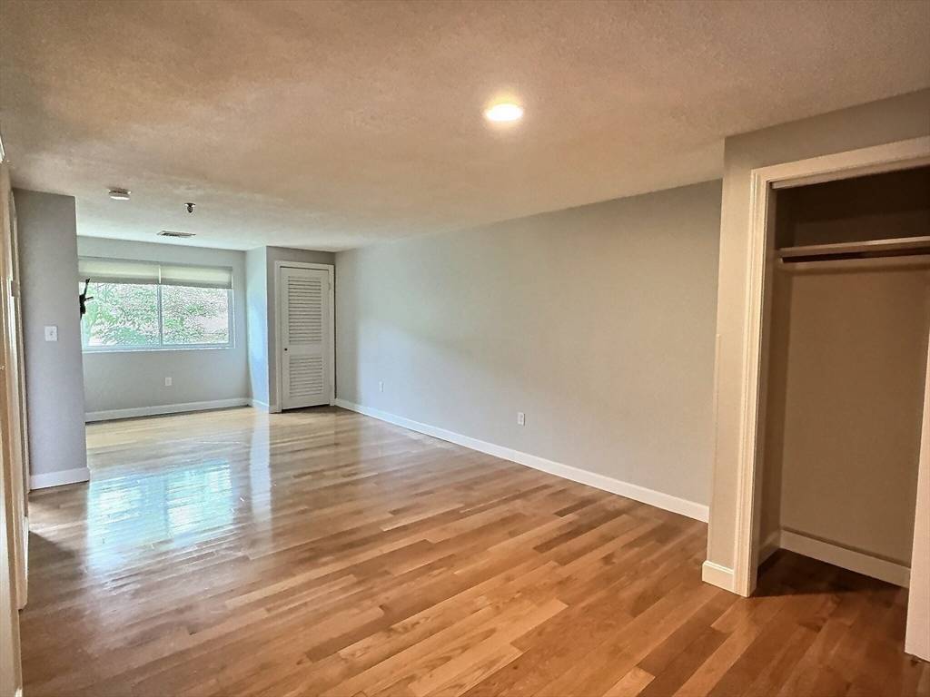 Woburn, MA 01801,35 Prospect St #204