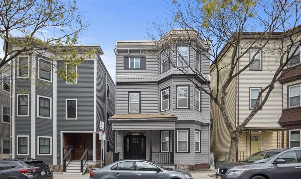 Boston, MA 02127,726 East 2nd #1