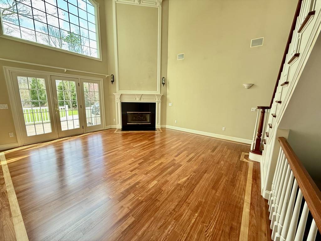 Plymouth, MA 02360,53 White Cliff Dr