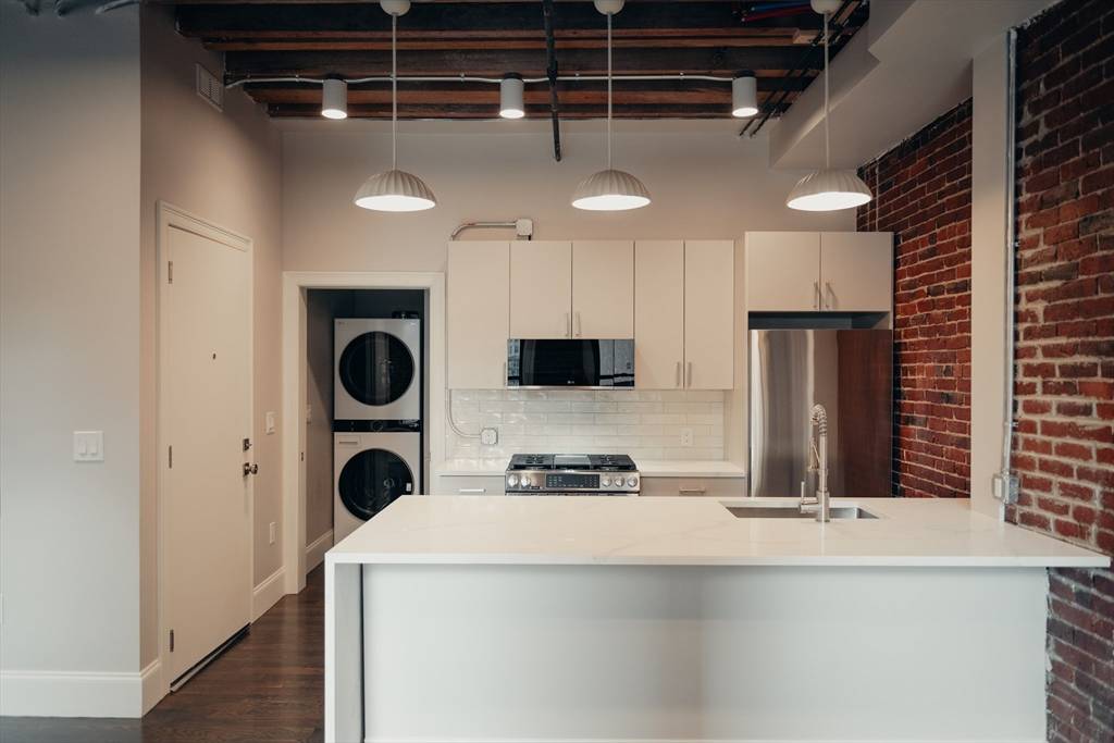 Boston, MA 02110,281 Franklin Street #503