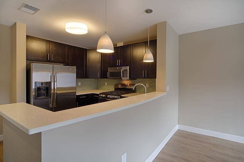 Cambridge, MA 02142,33 Rogers St. #206