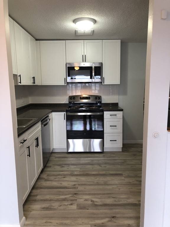 Waltham, MA 02453,685 Moody Street #9