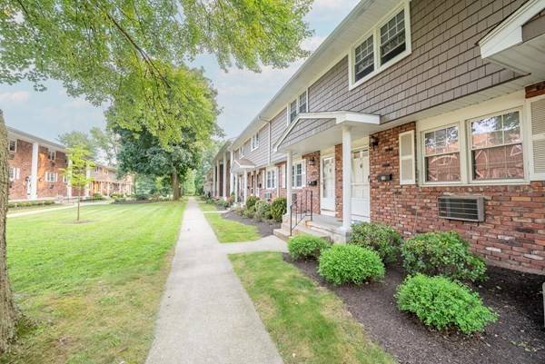 Agawam, MA 01001,418 Meadow St #C-3