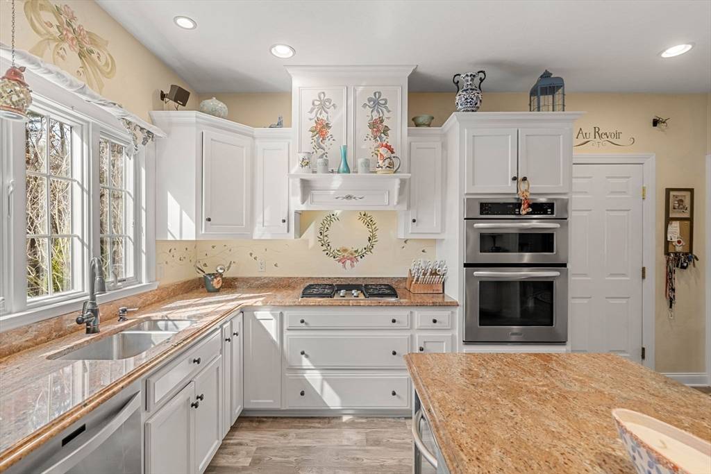 North Reading, MA 01864,7 George Root Way
