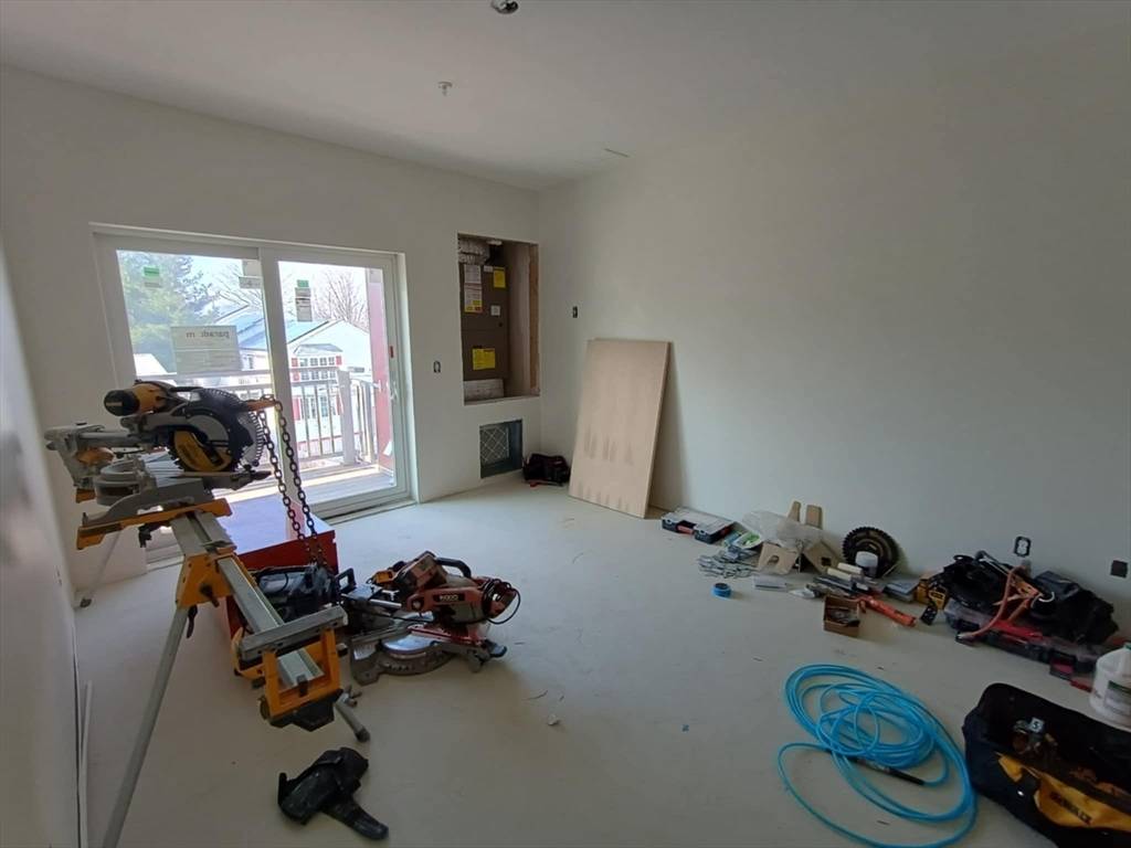 Revere, MA 02151,10 Franklin Ave #402