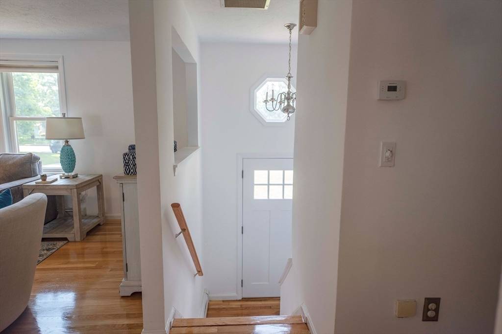 Hanover, MA 02339,21 King Hill Rd
