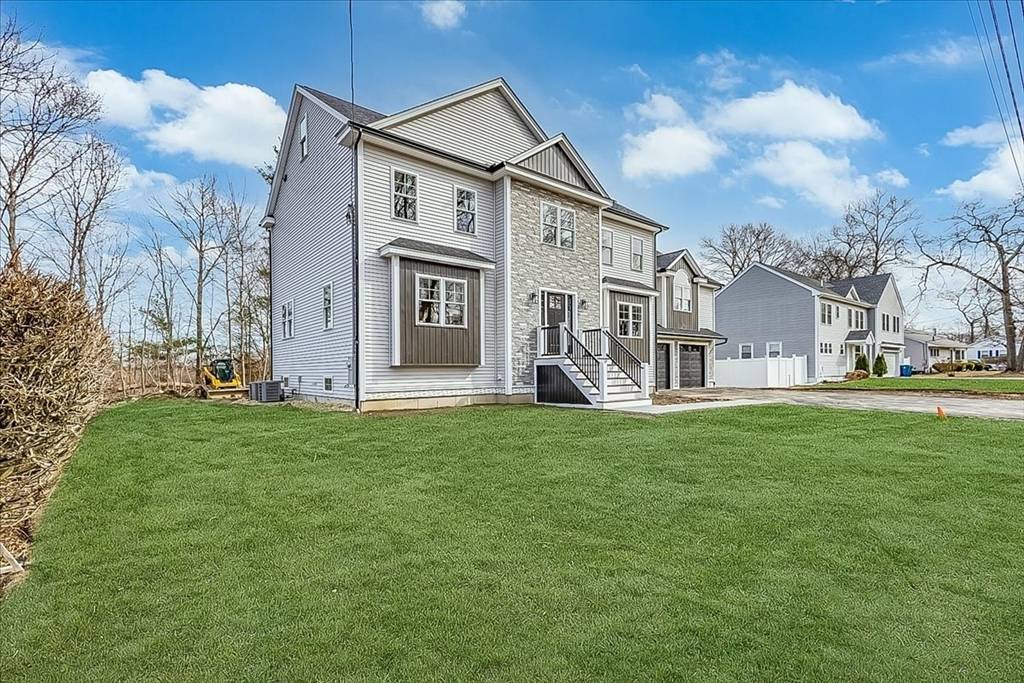 Burlington, MA 01803,22 Forbes Ave