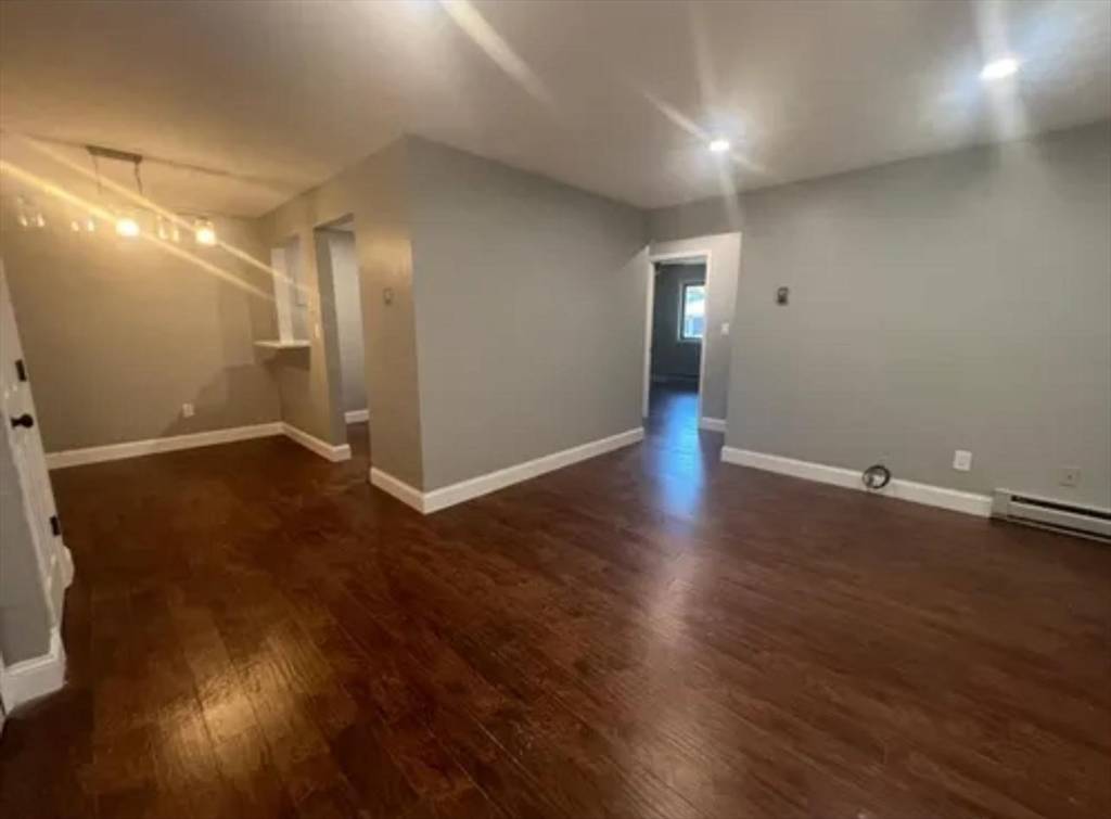 Mansfield, MA 02048,16 Erick Rd #16