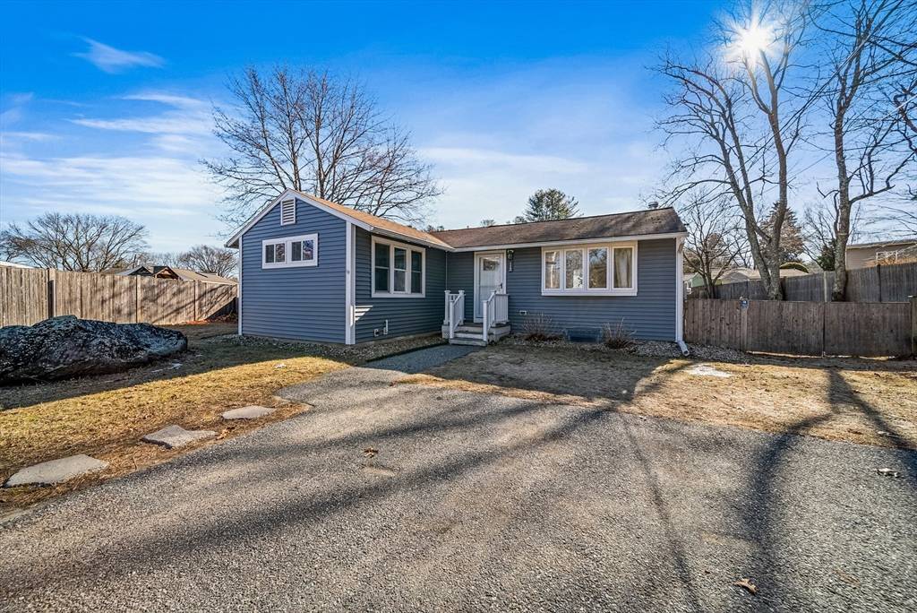 Middleton, MA 01949,118 Boston Street