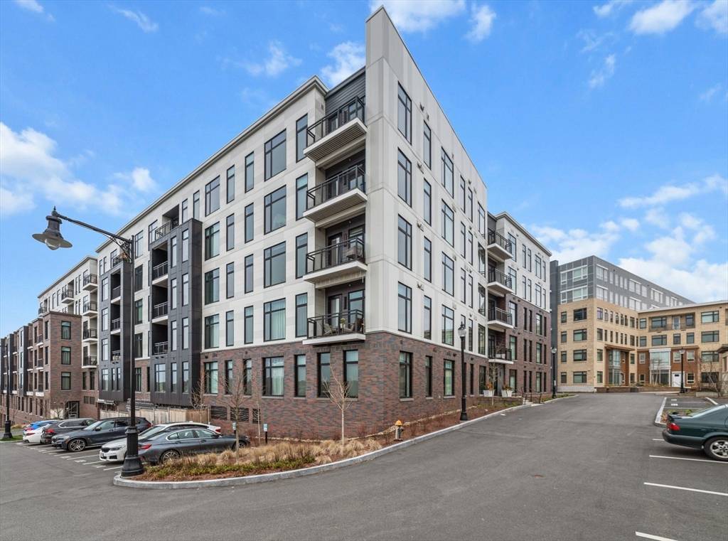 Boston, MA 02135,191 Washington St #419