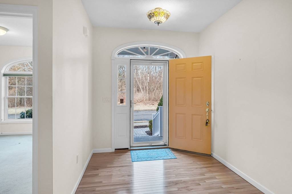 Suffield, CT 06078,21 Green Briar #21