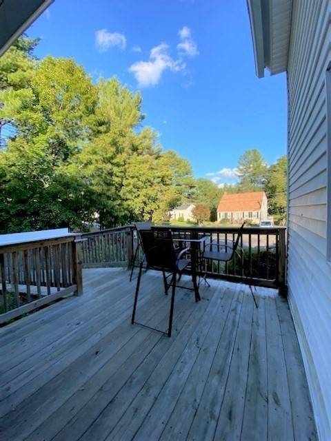 Barre, MA 01005,531 Summer St #Window