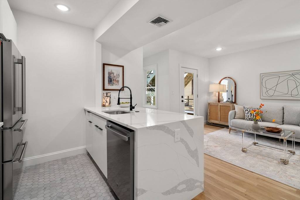 Boston, MA 02128,76 Webster Street #3
