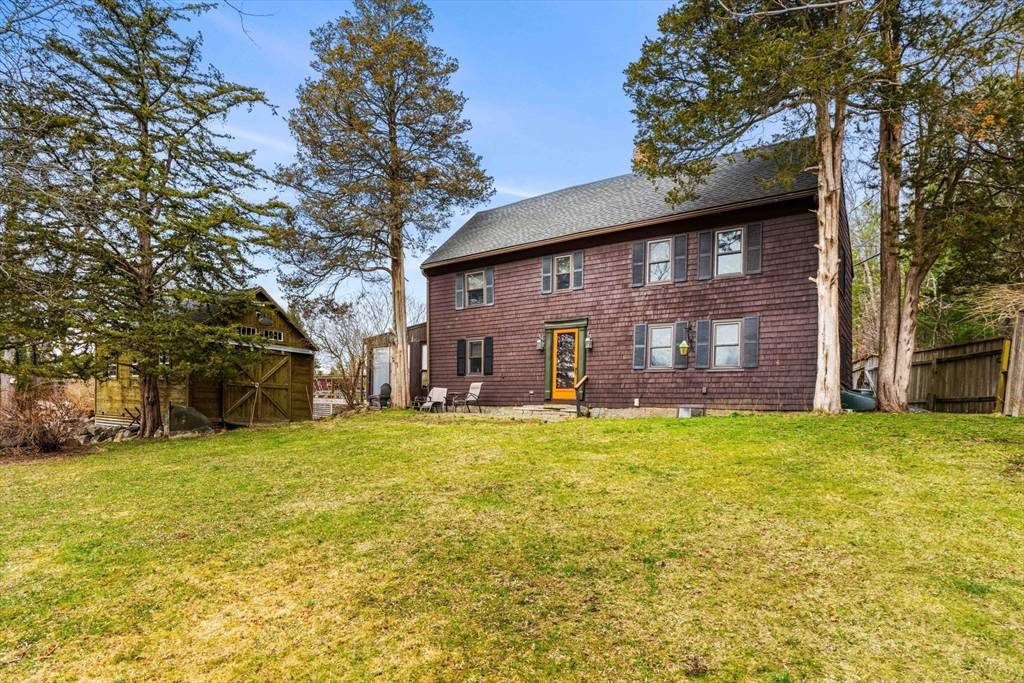 Gloucester, MA 01930,58 Sumner St