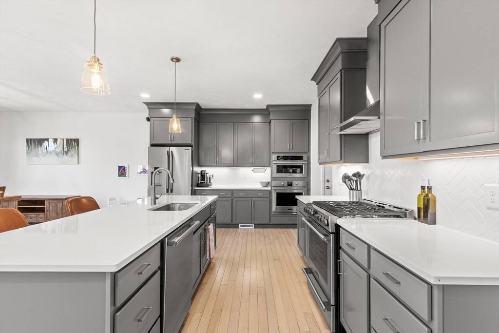 Bridgewater, MA 02324,72 Pratt Ave