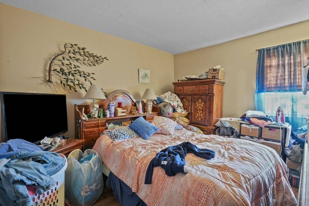 Fall River, MA 02723,1792 Pleasant St