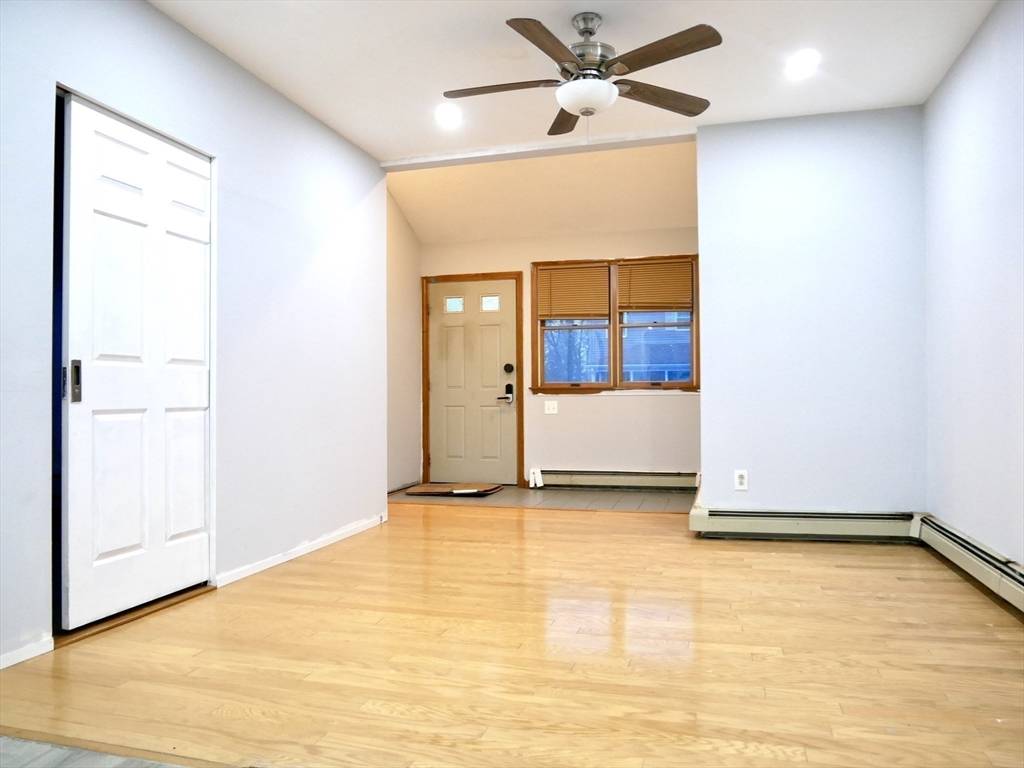 Randolph, MA 02368,17 Plain St