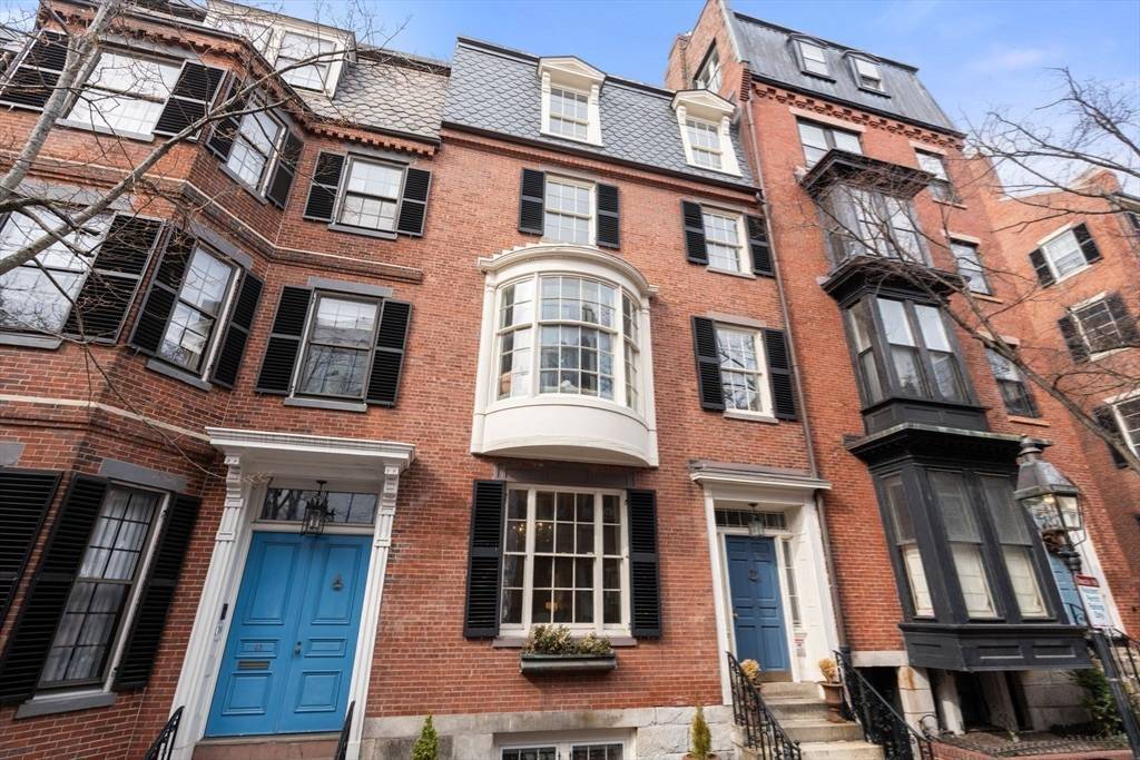 Boston, MA 02108,41 Chestnut St