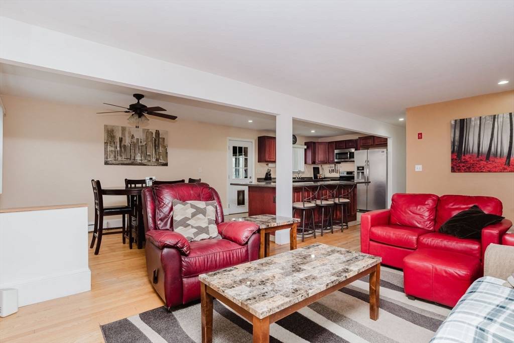 Swansea, MA 02777,139 Maple Ave