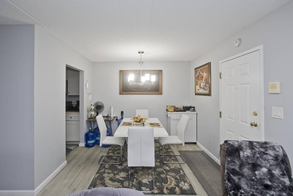 Holyoke, MA 01040,34 Maple Crest Cir #F