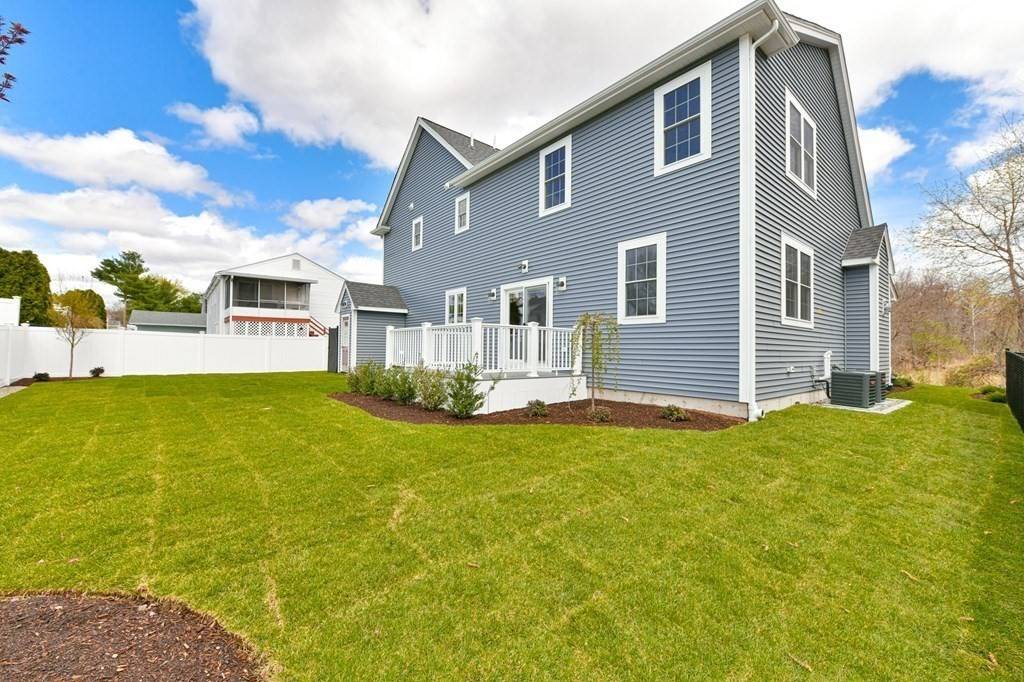 Dedham, MA 02026,35 Roosevelt