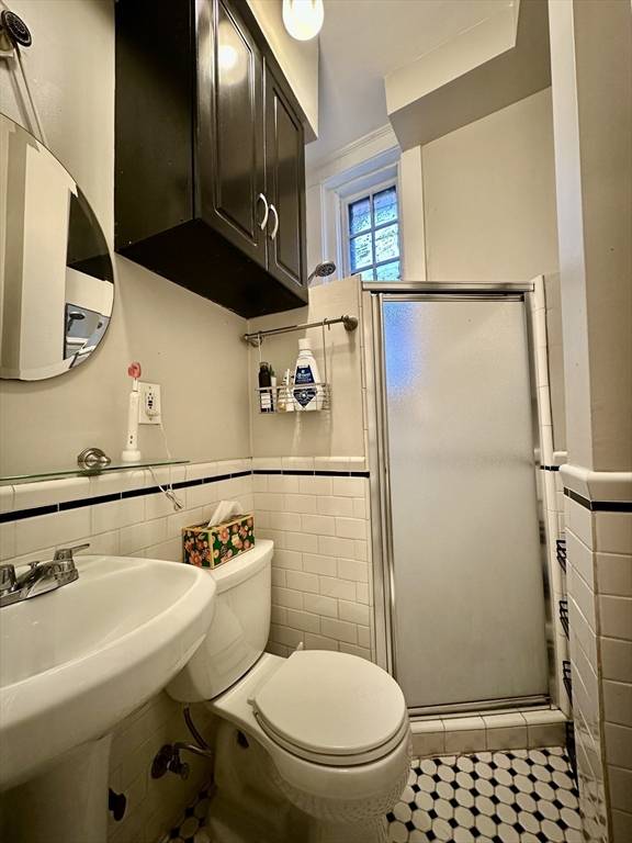 Boston, MA 02114,68 Phillips St #1
