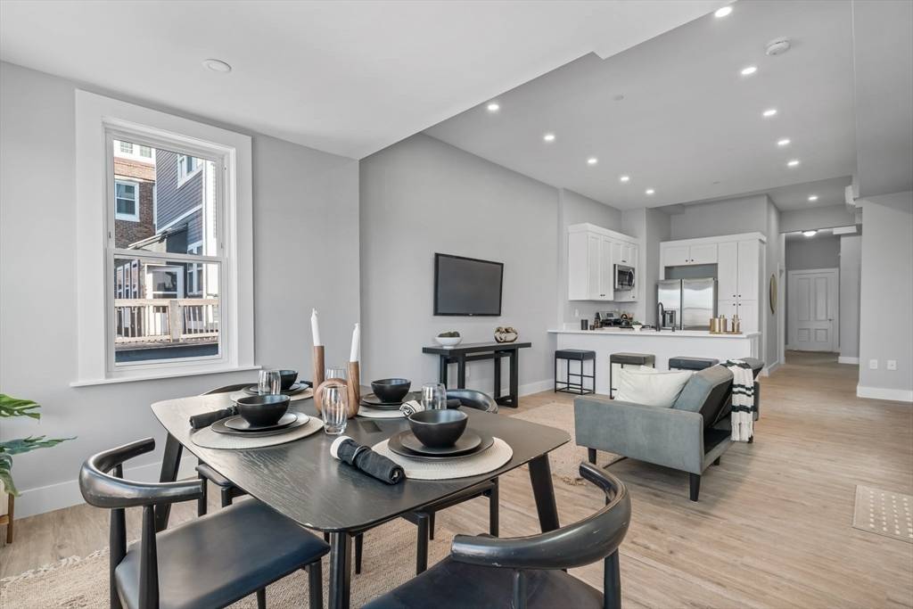Boston, MA 02128,390 Meridian Street #3