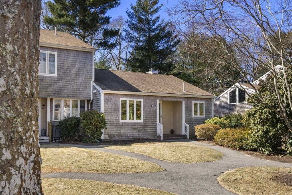 Falmouth, MA 02536,250 Seaward Bend #250