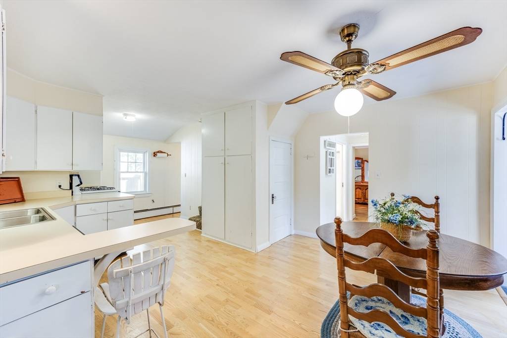 Yarmouth, MA 02673,42 S Sea Ave