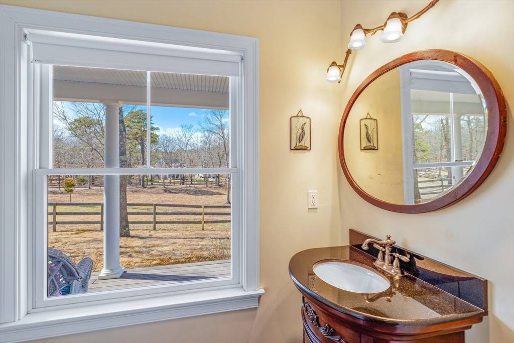 Falmouth, MA 02536,21 Cloverfield Way