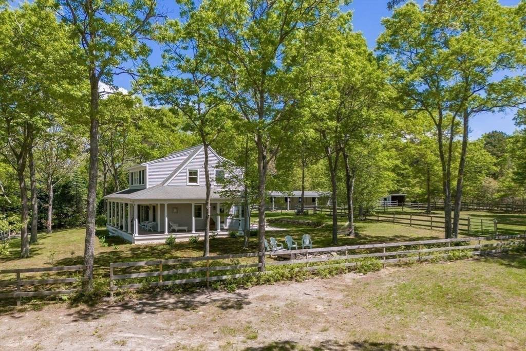 Falmouth, MA 02536,21 Cloverfield Way