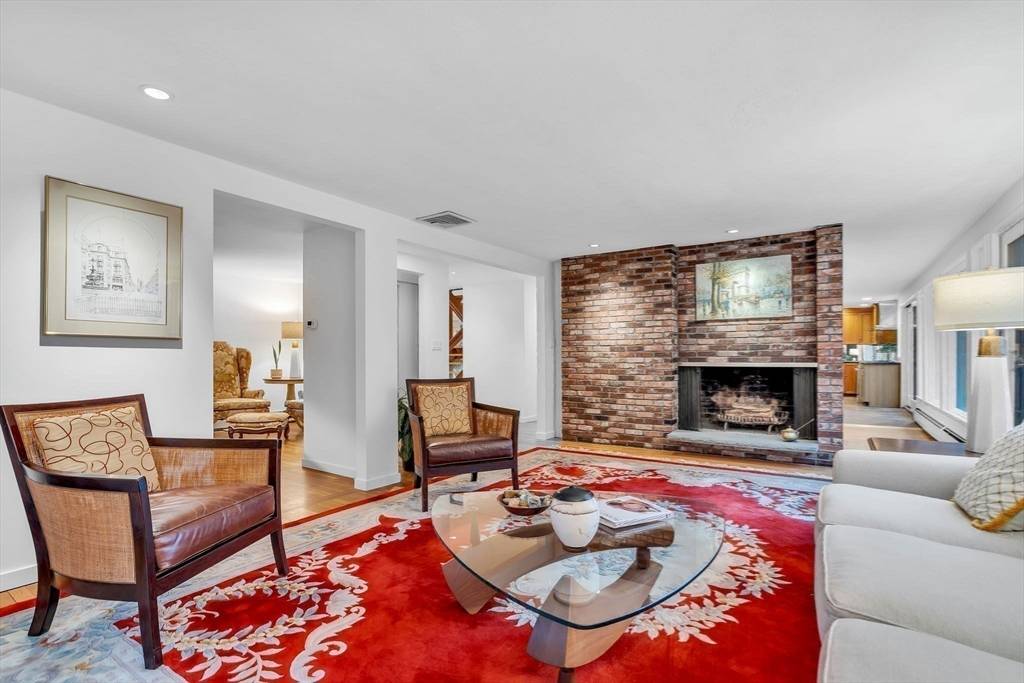 39 Old Farm Road Concord, MA 01742
