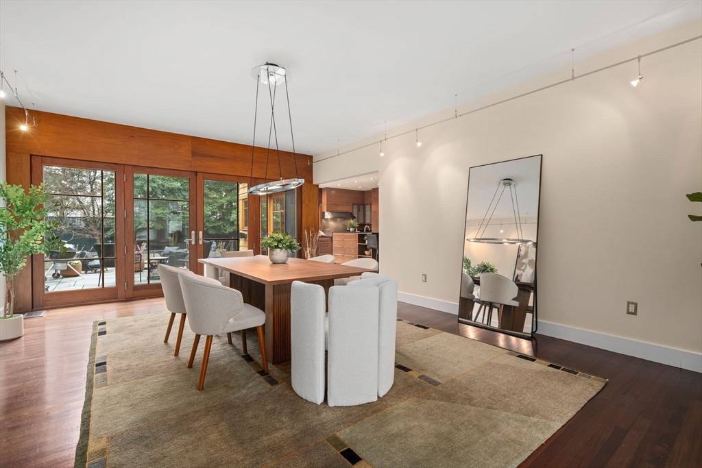 15 Traill Street Cambridge, MA 02138