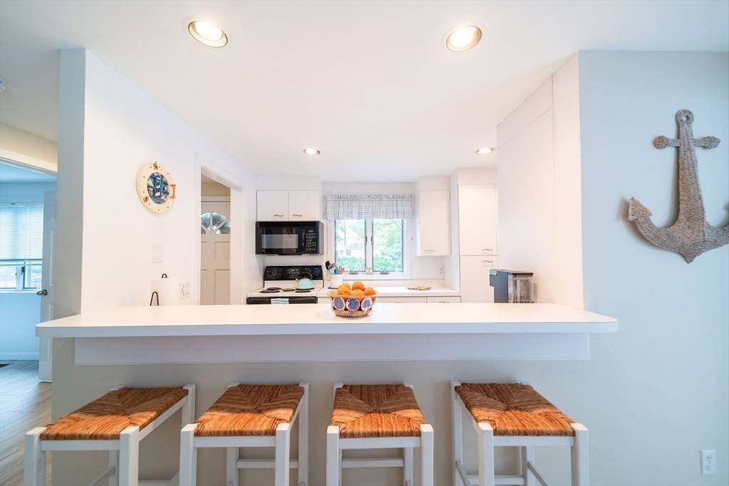 Mashpee, MA 02649,100 Mid-Iron Way #7029