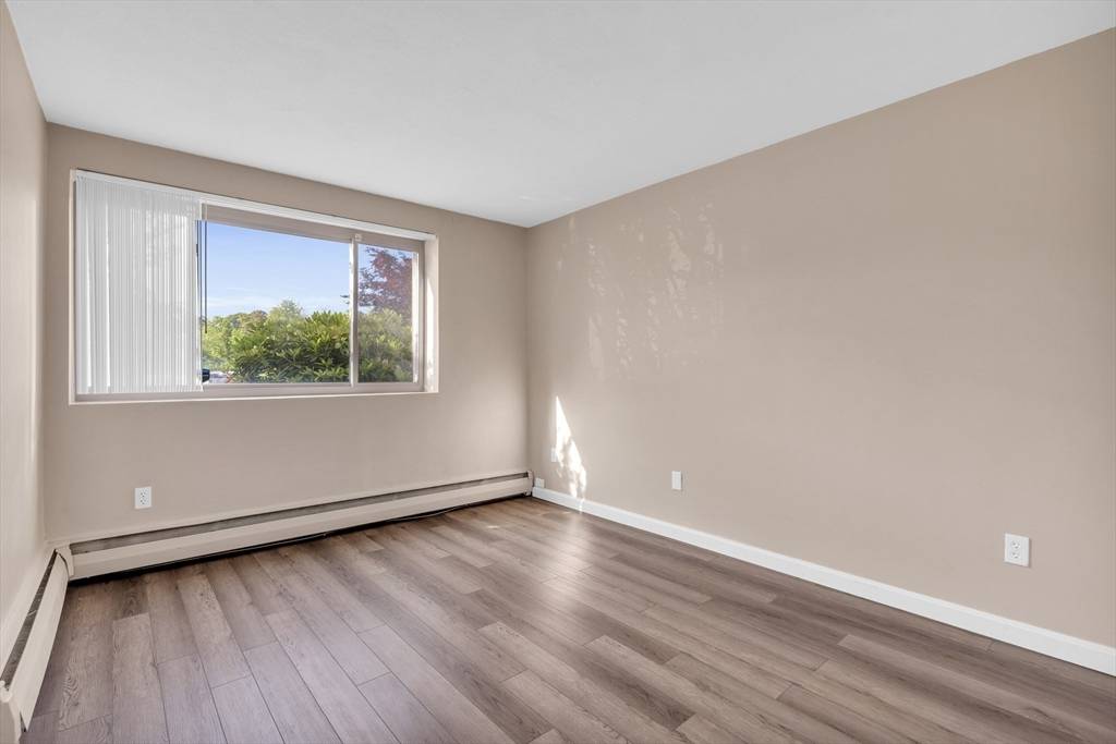 Stoneham, MA 02180,200 Park Terrace Dr #201