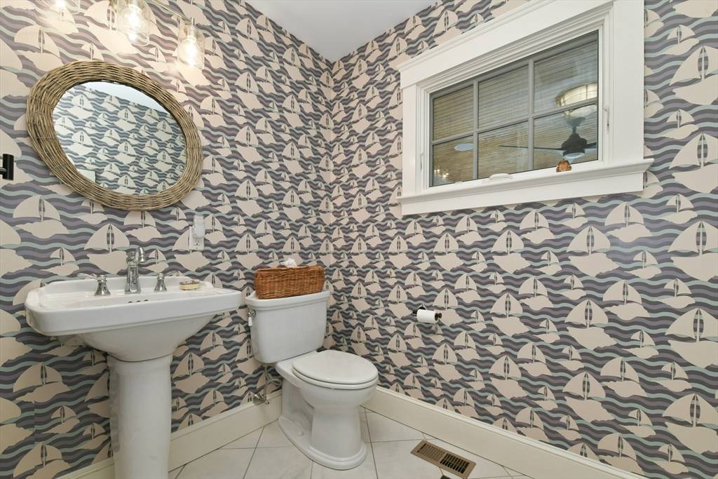 Hingham, MA 02043,19 Smith Road