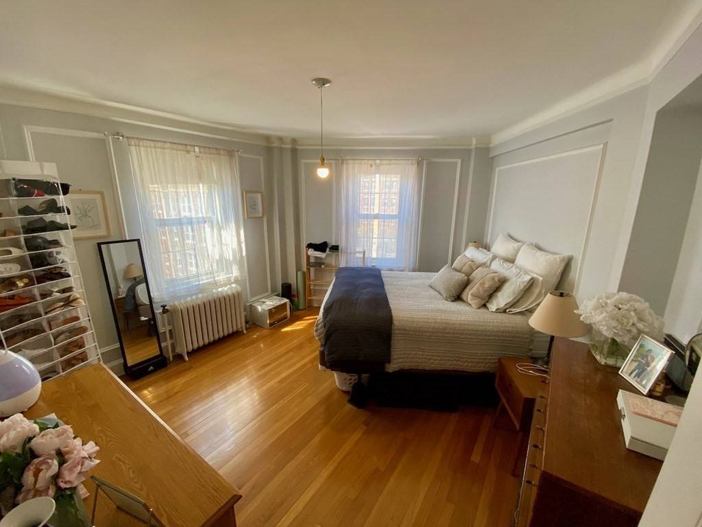 Brookline, MA 02446,1454 Beacon Street #644
