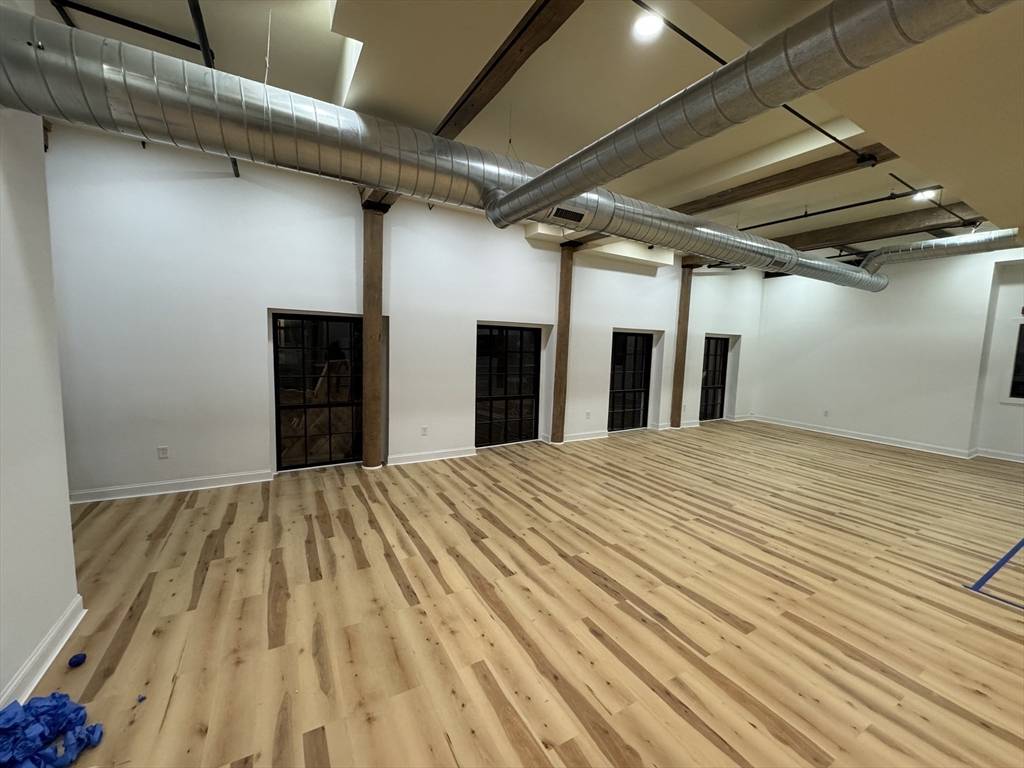491 Dutton St #209 Lowell, MA 01854