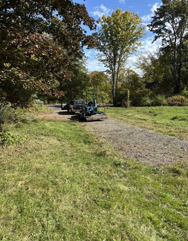Hardwick, MA 01037,161 Delargy Rd