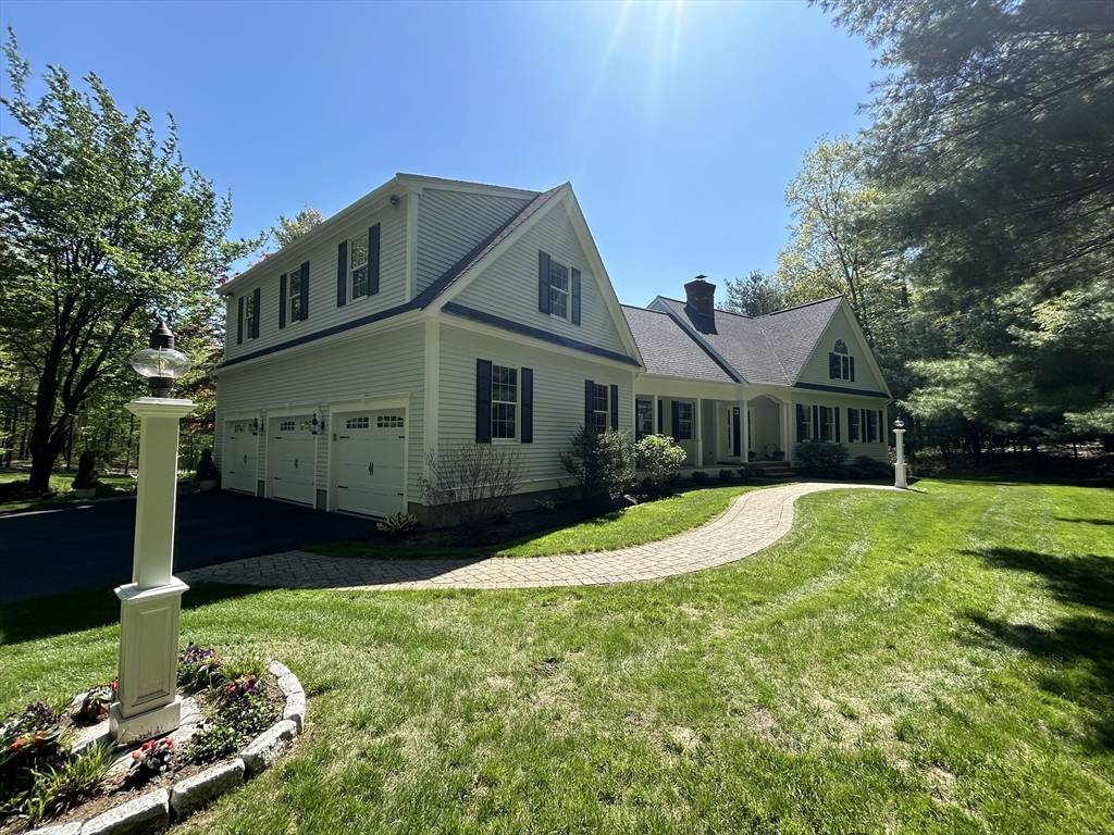 Northborough, MA 01532,39 Smith Road