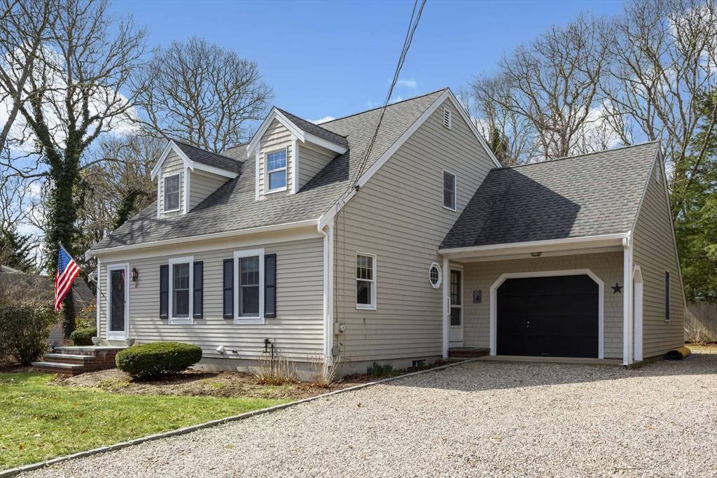 Barnstable, MA 02655,65 Wianno Circle